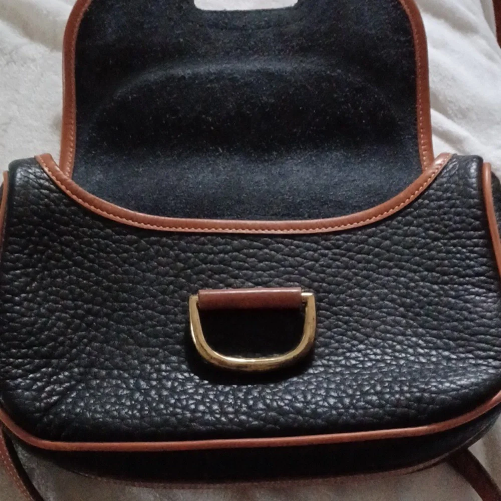 Dooney & Bourke Pebbled Leather Black/ Brown Leather Crossbody - Picture 10 of 11